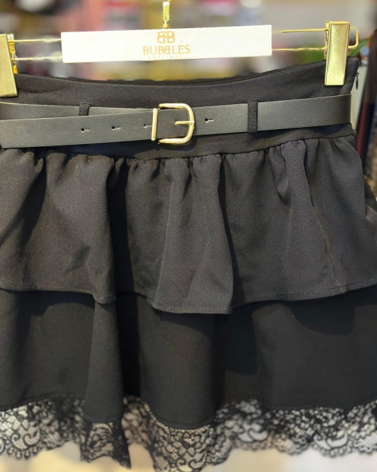 Kemerli Dantel Detaylı Şortlu Etek