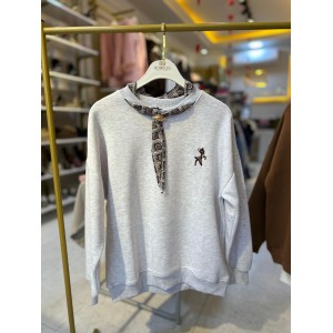 Fular Detaylı Sweatshirt